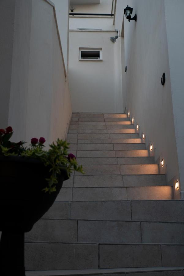 Camera Doppia Letti Singoli Senza Finestra Dimora Guerrieri Apartment Brindisi Bagian luar foto
